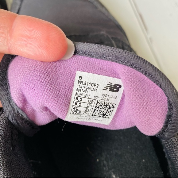 New Balance 311 Sneakers - Size 8.5 - Memory Foam - Picture 5 of 10